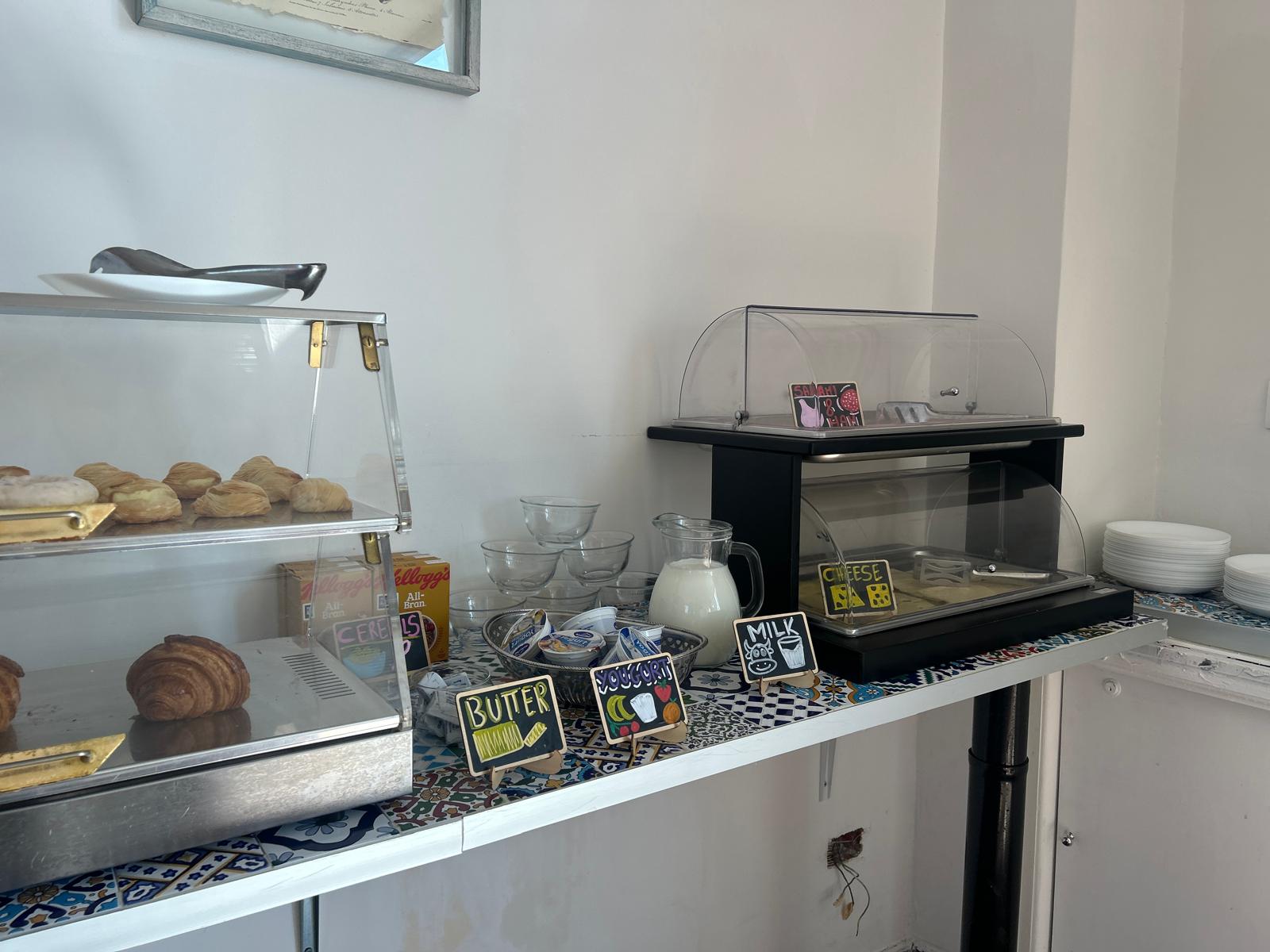 Breakfast Room Image 9